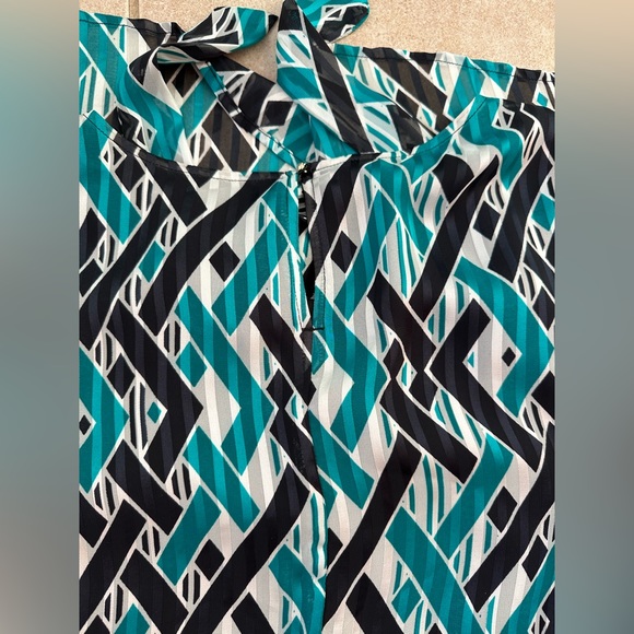 The Limited Blouse Size 3X - Picture 3 of 3